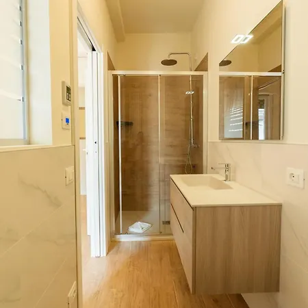 Apartment Domus - Ampia Residenza Filippini A Pochi Passi Dall'arena