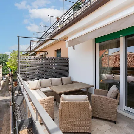 Domus - Ampia Residenza Filippini A Pochi Passi Dall'arena
