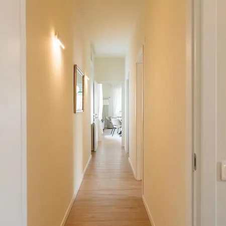 Apartment Domus - Ampia Residenza Filippini A Pochi Passi Dall'arena