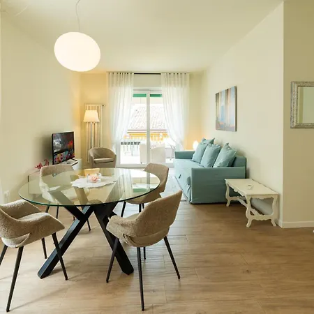 Domus - Ampia Residenza Filippini A Pochi Passi Dall'arena Apartment Verona