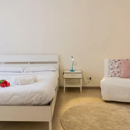 Ampia Residenza Filippini A Pochi Passi Dall'arena